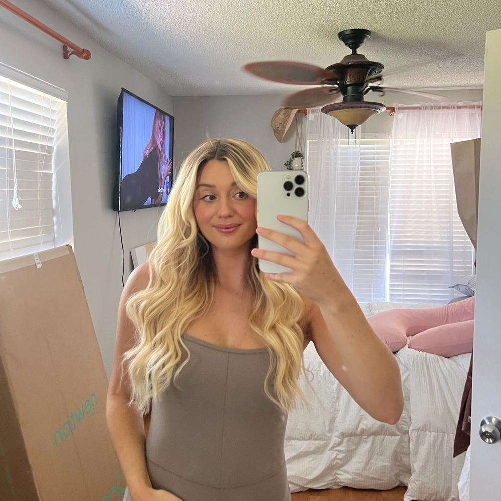 ARITIZIA romper - Picture 14 of 15